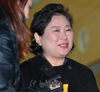 [포토] 질의에 답하는 현정은 회장