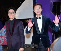 [SBS연기대상] 사회 맡은 이휘재-박서준