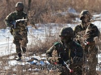 [포토] 돌격하는 26사단 대원들