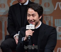 [포토] 영화 쎄시봉으로 스크린 복귀하는 정우