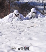 [포토] 타격작전 실시중인 특전사 저격수