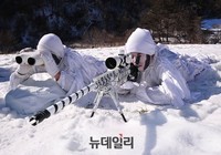[포토] 저격수의 매서운 눈빛