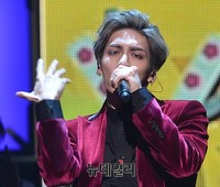 [포토] 솔로데뷔 앞둔 샤이니 종현