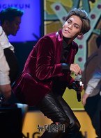 [포토] 샤이니 종현, 미니앨범 BASE로 솔로 활동