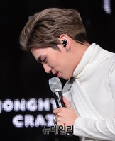 [포토] 샤이니 종현, 탐나는 콧날