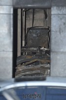 [포토] 뼈대만 남은 의정부 화재 현장 자동차