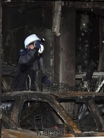 [포토] 의정부 화재, '발화 원인 조사하는 감식관'