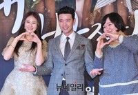 [포토] 손은서-배수빈-하재숙 '다정한 남매 사이'