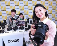 [포토] 니콘, 가장 작고 가벼운 DSLR 'D5500' 출시