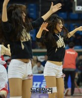 [프로농구] 농구만큼 신나는 치어리더 댄스