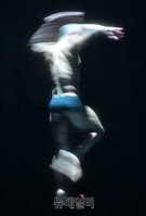 [영상] 마녀 누명을 쓴 집시 에스메랄다의 애절한 노래