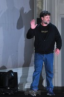 [포토] 러셀 크로우 '포근한 아저씨 패션'