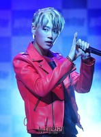 [포토] 엔오엠 'NOM' 요한, 무대위 카리스마