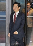 [포토] 입장하는 이재용 삼성부회장