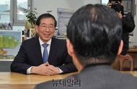 [포토] 서울시장 예방 온 박지원 당대표 후보자