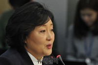 [포토] 발제하는 새정치연합 박영선 의원