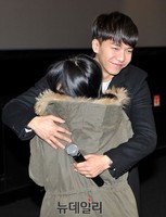 [포토] 배우 이승기 화끈한 팬서비스