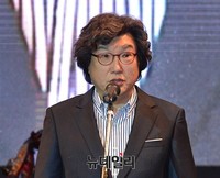 [포토] 난타 천만관객 돌파, 환영사하는 이광호 회장