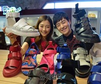 [포토] 닥터마틴, 슈즈-샌들라인 대거 강화한 라인업 공개