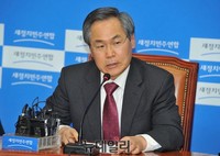[포토] 모두발언 하는 우윤근 새정치연합 원내대표