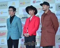 [가온차트] 포토월에 선 에픽하이