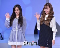 [패션코드] 오프닝 무대에선 소녀시대 태연-티파니