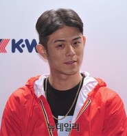 [포토] 빈지노, 포인트는 목걸이