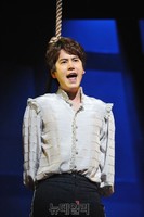 [포토] 사형장에서 절규하는 슈퍼주니어 규현