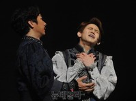 [포토] 양요섭 '왕은 힘들어~!'