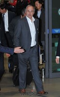 [포토] 금의환향한 축구 국가대표팀 슈틸리케 감독