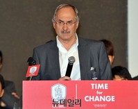 [포토] 소감 말하는 슈틸리케 감독