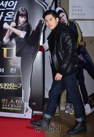 [포토] 킹스맨 시사회에 입장하는 제아 동준