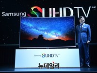 [포토] 전략 신제품 'SUHD TV' 선보이는 김현석 사장