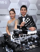 [포토] 올림푸스, 고성능 미러리스 'OM-D E-M5 Mark II' 공개
