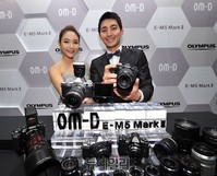 [포토] 올림푸스, 4천만화소 미러리스 'OM-D E-M5 Mark II' 공개