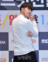 [포토] 빅스 어느멋진날, 켄의 날카로운 턱선