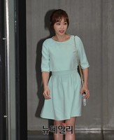 [포토] 민트색 투피스 입고 등장한 강예원