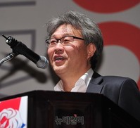 [크리에이티브K] 축사하는 이노션 월드와이드 박종우 전무