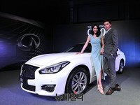 [포토] 인피니티 최상위 럭셔리 세단 '더 뉴 인피니티 Q70' 출시