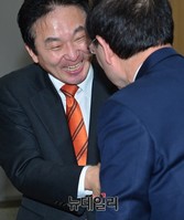 [포토] 악수하는 원희룡-박원순