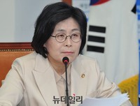 [포토] 발언하는 새정치민주연합 유승희 의원