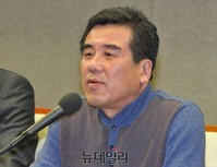 [포토] 발언하는 전영준 광화문클럽 대표