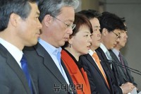 [포토] 기자회견 갖는 야당 인사청문특별위원