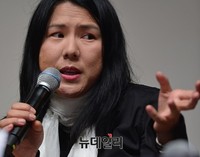 [포토] 독자와의 만남 시간가지는 수키김