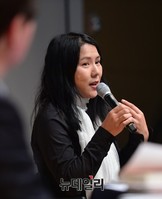 [포토] '평양의 영어선생님' 저자 수키김, 독자와의 만남