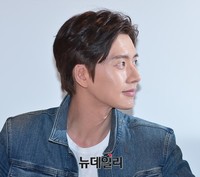 [포토] 박해진, 입체적인 옆라인