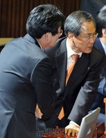 [포토] 대화 나누는 여야 원내대표