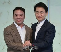 [포토] 손잡은 엔씨소프트-넷마블게임즈 대표