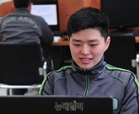 [포토] 부모와 SNS 주고 받는 병사