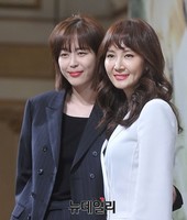 [포토] 모녀 역할 맡은 '이하나-채시라'